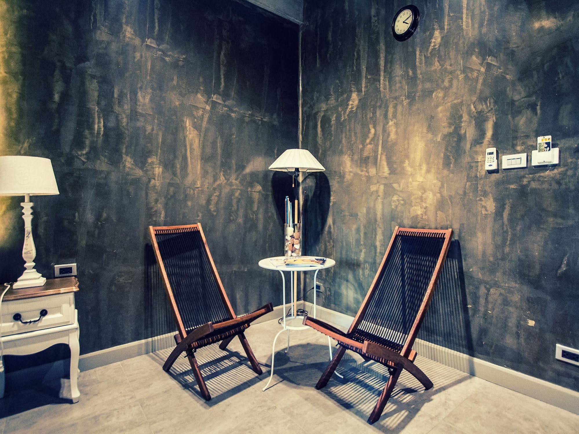 אנג סילה Kroque Boutique & Bistro מראה חיצוני תמונה