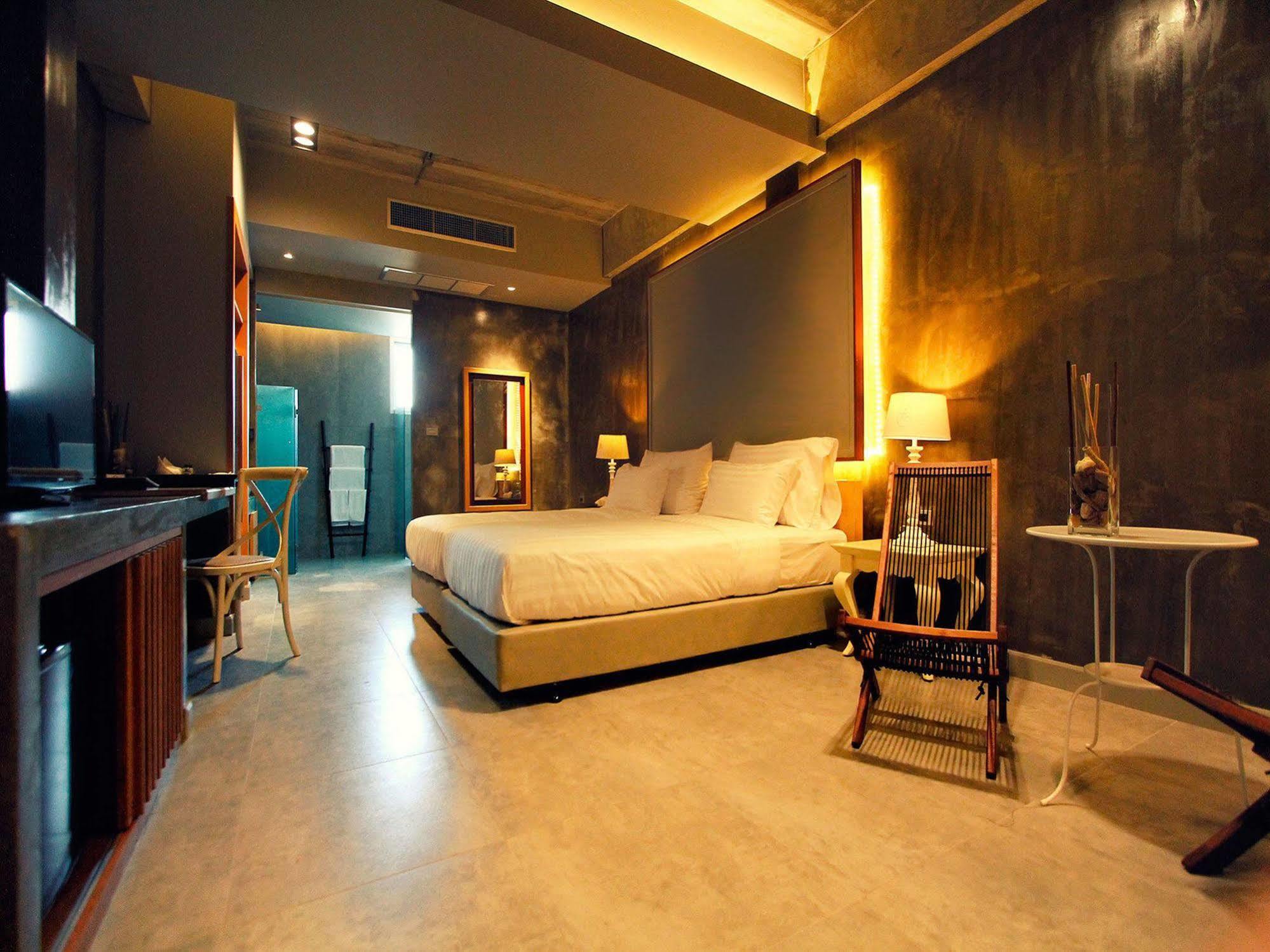אנג סילה Kroque Boutique & Bistro מראה חיצוני תמונה